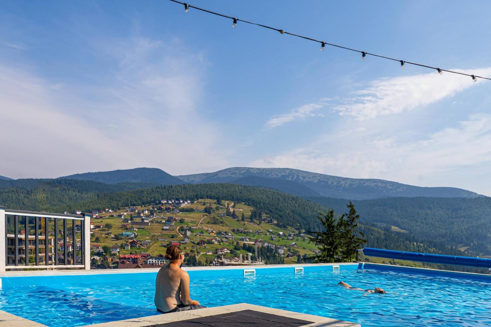 Севеней Готель Bukoveľ Exteriér fotografie
