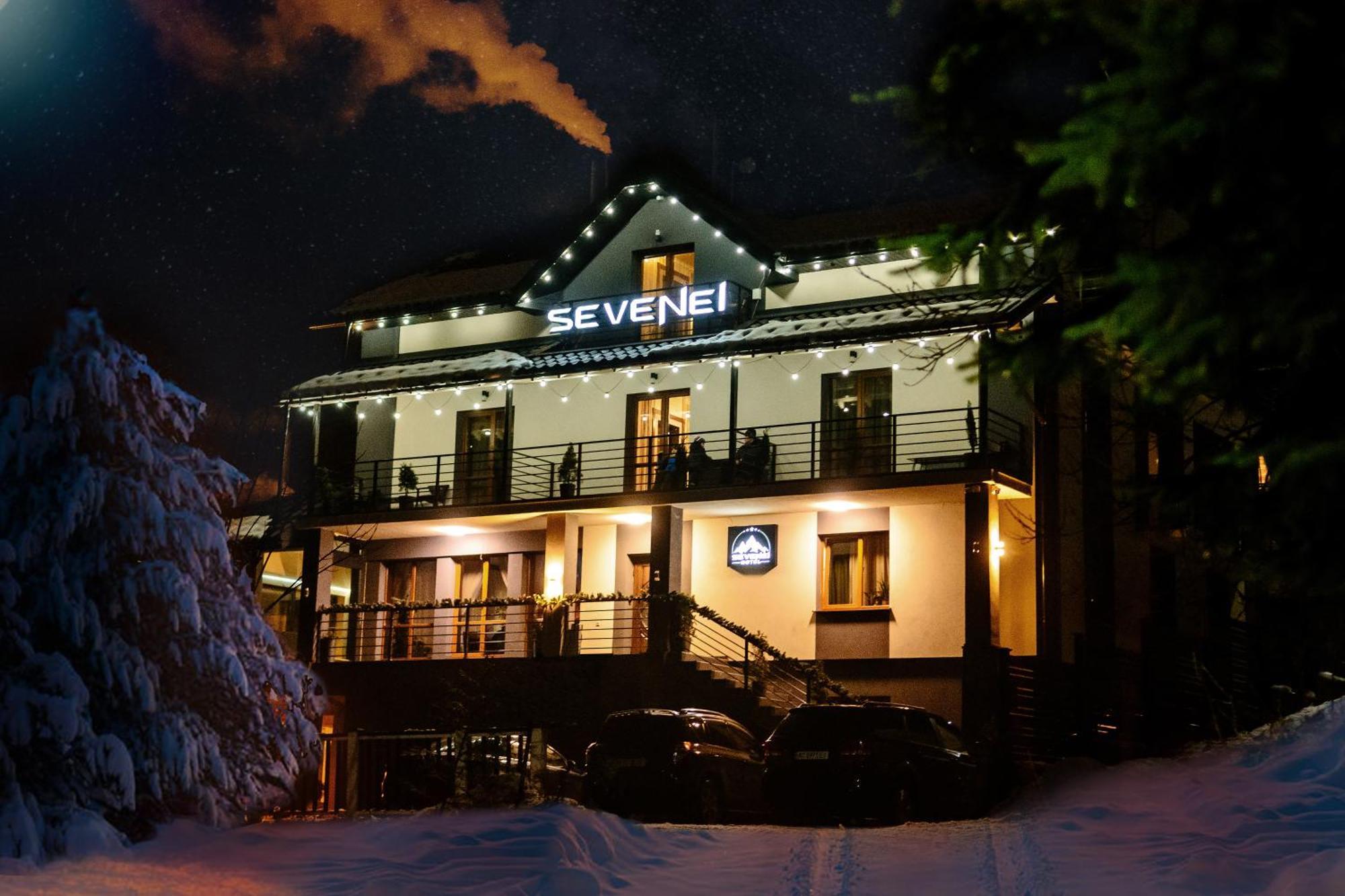 Севеней Готель Bukoveľ Exteriér fotografie